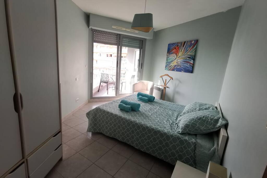 Appartement 6 Personnes Face A La Mer Cagnes-sur-Mer Dış mekan fotoğraf