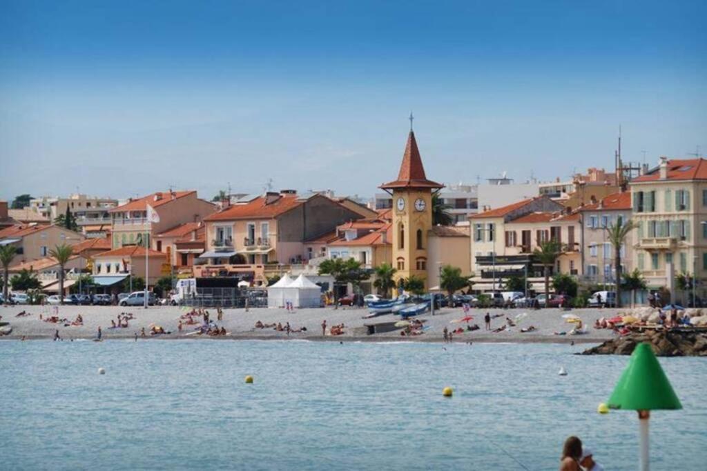 Appartement 6 Personnes Face A La Mer Cagnes-sur-Mer Dış mekan fotoğraf